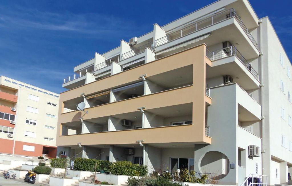 Apartment Seasun Макарска Екстериор снимка